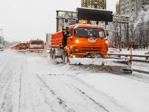Зачем убирать снег в городе?