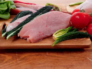 Какое мясо считается диетическим?  Как его выбрать и каким способом лучше приготовить?